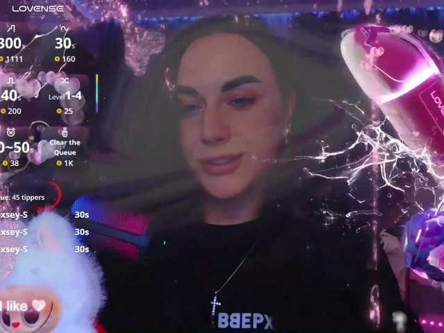 YURIEVNA13 live cam on BongaCams