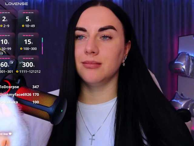 YURIEVNA13 live cam on BongaCams