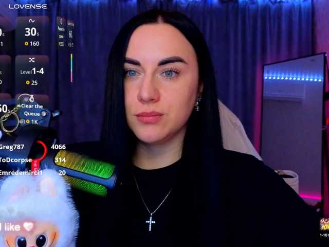 YURIEVNA13 live cam on BongaCams