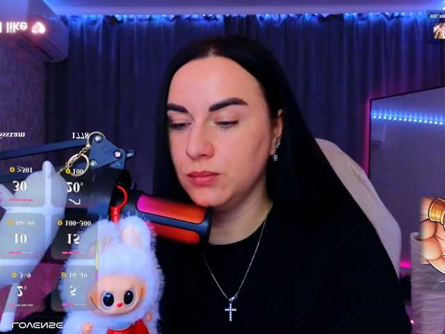 YURIEVNA13 live cam preview