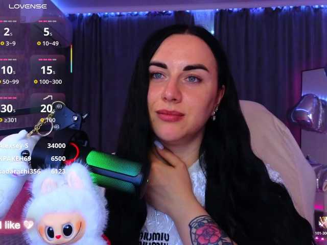 YURIEVNA13 live cam on BongaCams