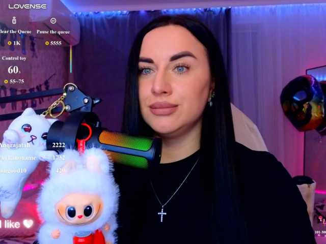 YURIEVNA13 live cam on BongaCams