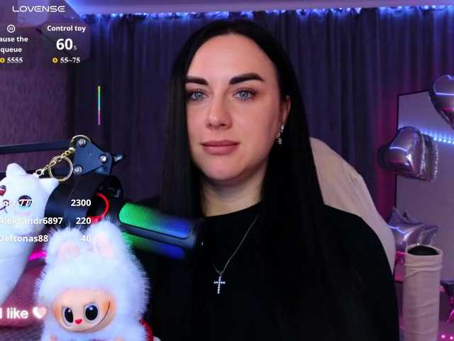 YURIEVNA13 live cam on BongaCams