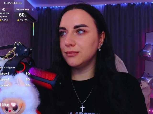 YURIEVNA13 live cam on BongaCams