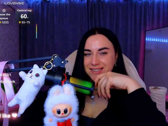 YURIEVNA13 live cam on BongaCams