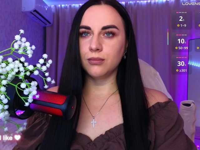 YURIEVNA13 live cam on BongaCams