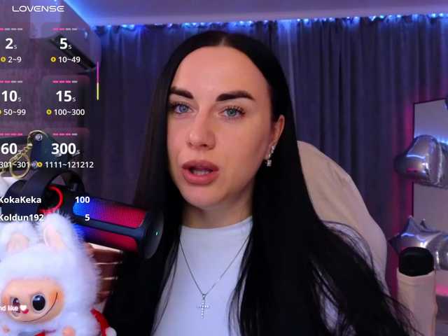 YURIEVNA13 live cam on BongaCams