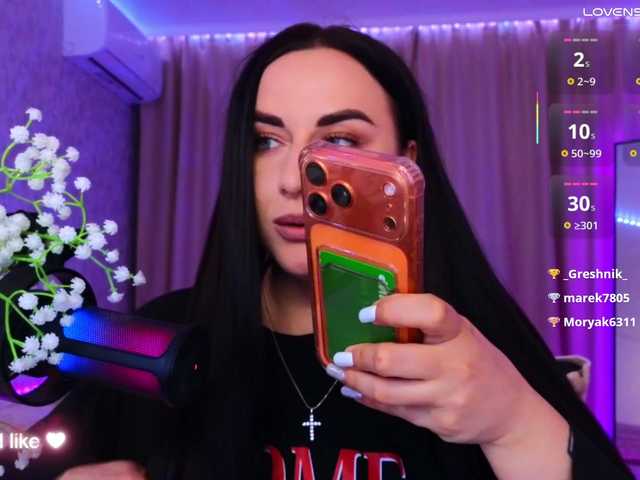YURIEVNA13 live cam on BongaCams