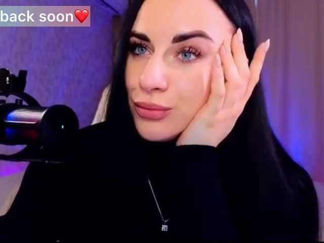 YURIEVNA13 live cam on BongaCams