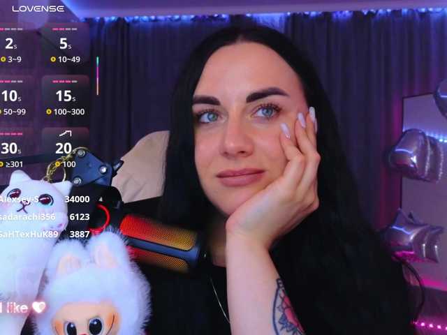YURIEVNA13 live cam on BongaCams