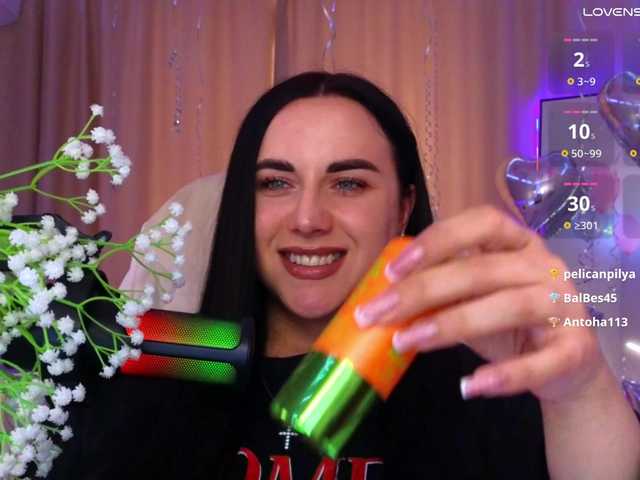 YURIEVNA13 live webcam show