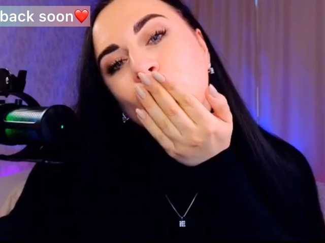 YURIEVNA13 live cam on BongaCams