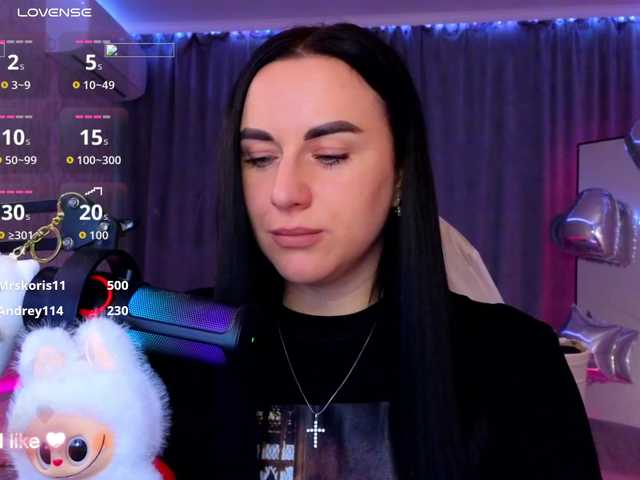 YURIEVNA13 live cam on BongaCams