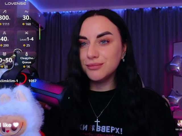YURIEVNA13 live cam on BongaCams