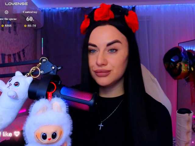 YURIEVNA13 live cam preview
