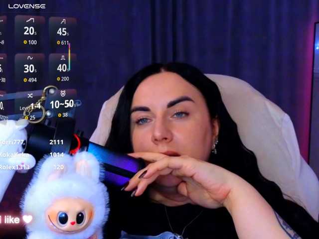 YURIEVNA13 live cam on BongaCams
