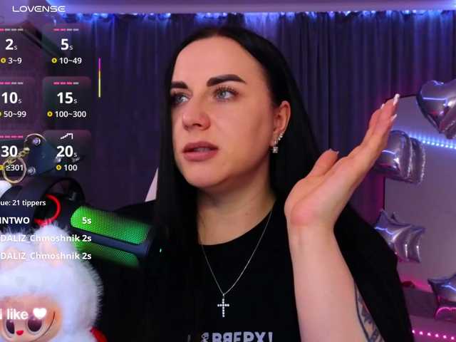 YURIEVNA13 live cam on BongaCams