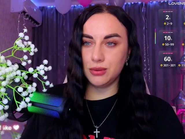 YURIEVNA13 live cam on BongaCams