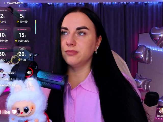 YURIEVNA13 live cam on BongaCams