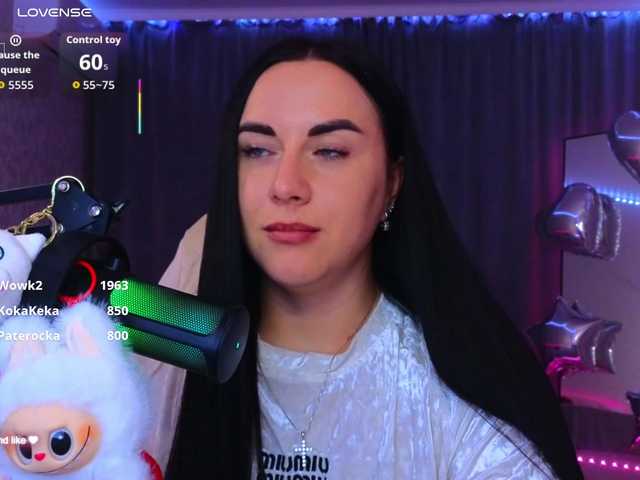 YURIEVNA13 live cam on BongaCams