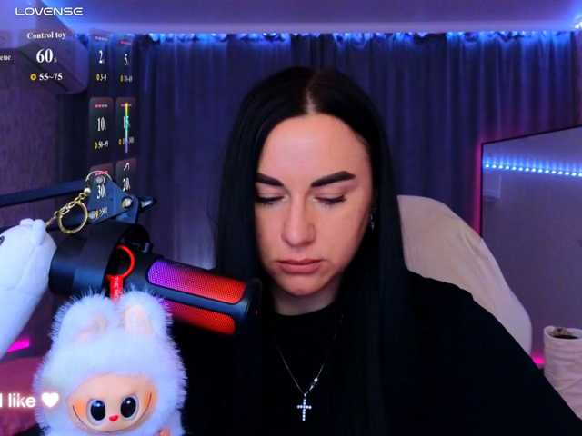 YURIEVNA13 live cam preview
