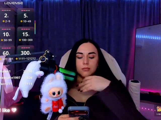 YURIEVNA13, live now on BongaCams