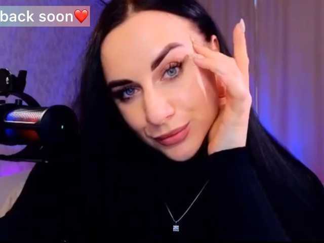 YURIEVNA13, en vivo ahora en BongaCams