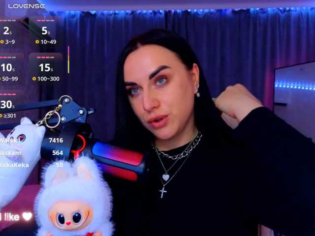 YURIEVNA13 live cam on BongaCams