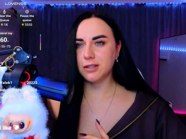 YURIEVNA13 live cam on BongaCams