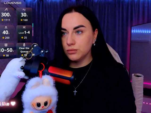 YURIEVNA13 live cam on BongaCams