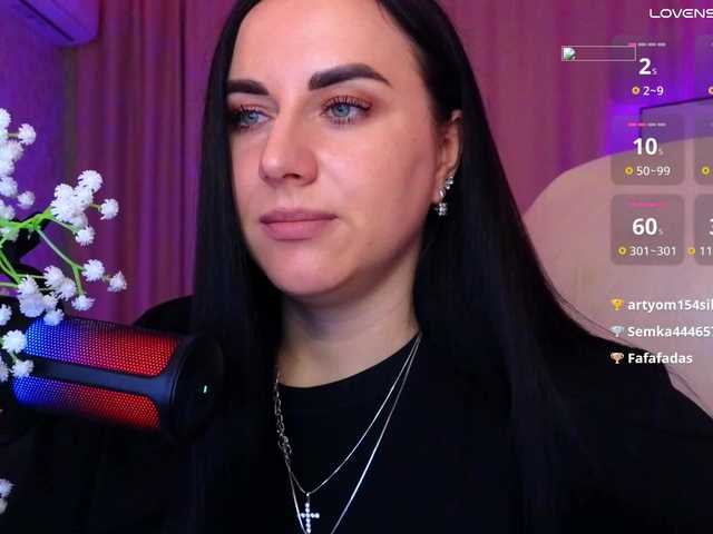 YURIEVNA13 live cam on BongaCams