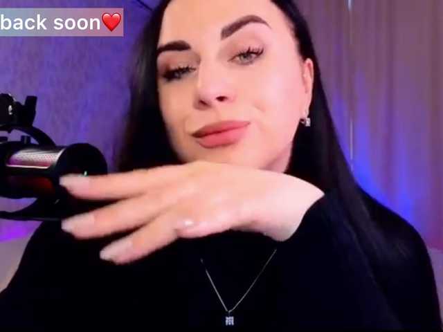 YURIEVNA13 live cam on BongaCams