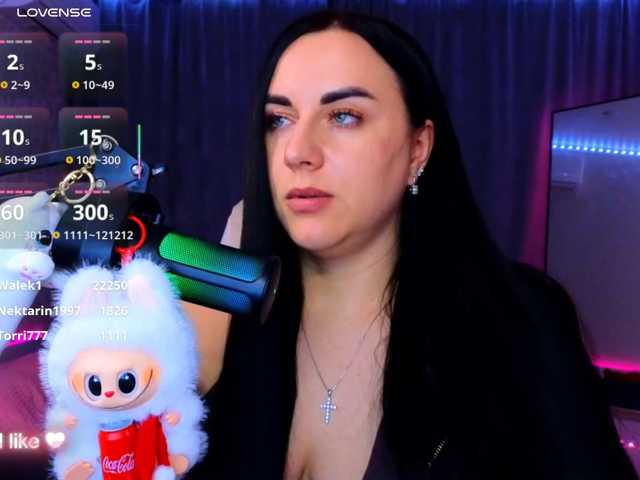 YURIEVNA13 live cam on BongaCams
