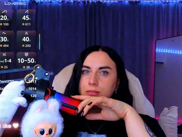 YURIEVNA13 live cam on BongaCams