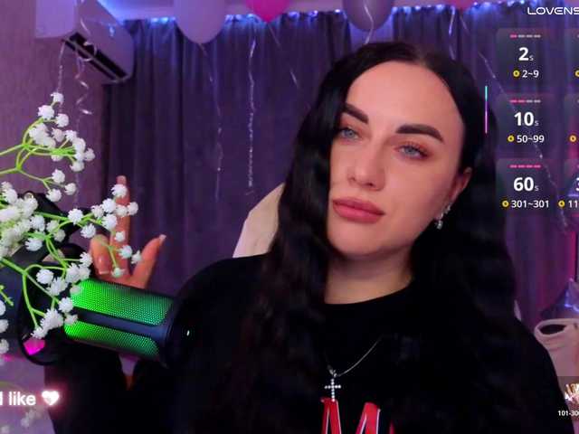 YURIEVNA13 live cam on BongaCams