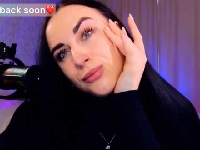 YURIEVNA13 live cam on BongaCams