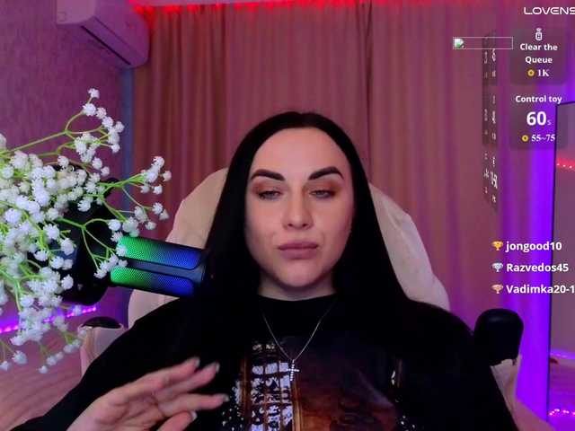 YURIEVNA13 live cam on BongaCams