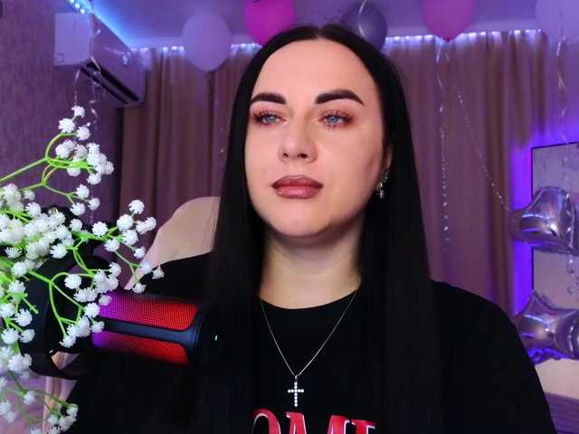 YURIEVNA13 live webcam show