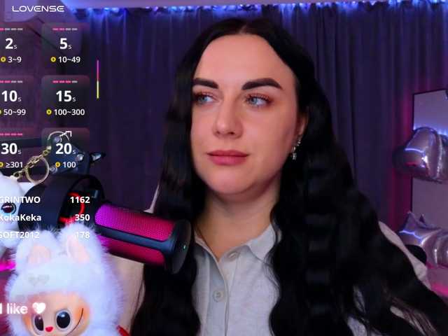 YURIEVNA13 live cam on BongaCams