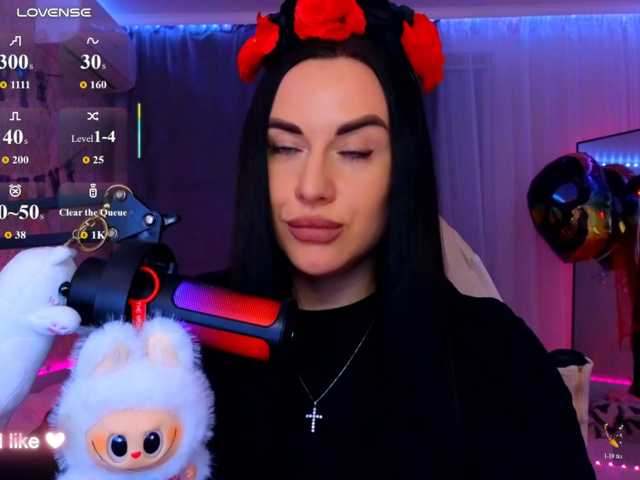 YURIEVNA13 live cam on BongaCams