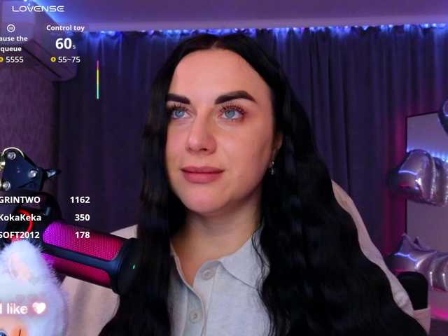 YURIEVNA13 live cam on BongaCams