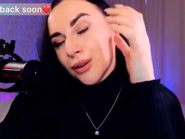 YURIEVNA13 live cam on BongaCams