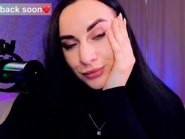 YURIEVNA13 live cam on BongaCams