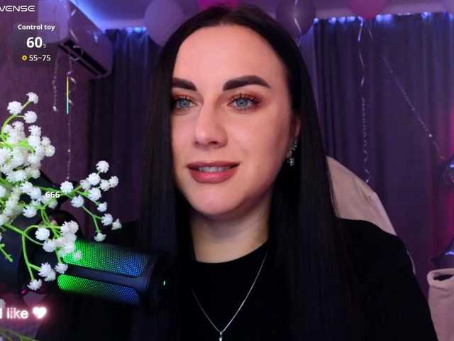 YURIEVNA13 live cam on BongaCams