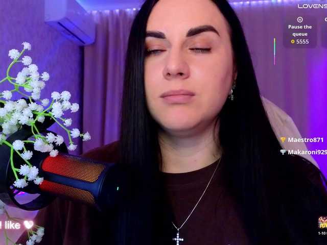 YURIEVNA13 live cam on BongaCams