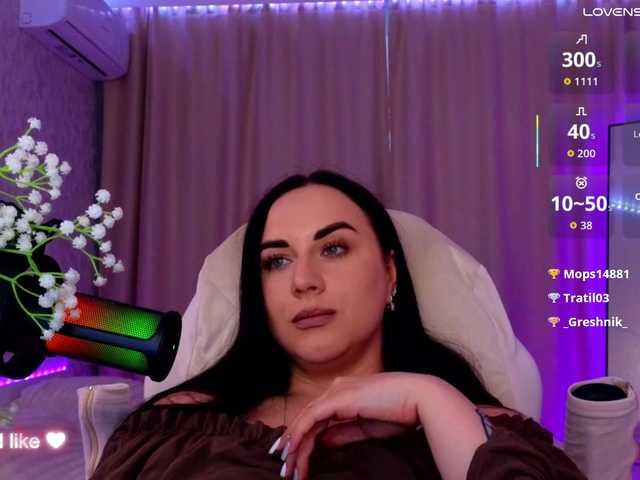 YURIEVNA13 live cam on BongaCams