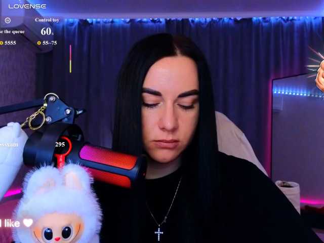 YURIEVNA13 live cam preview