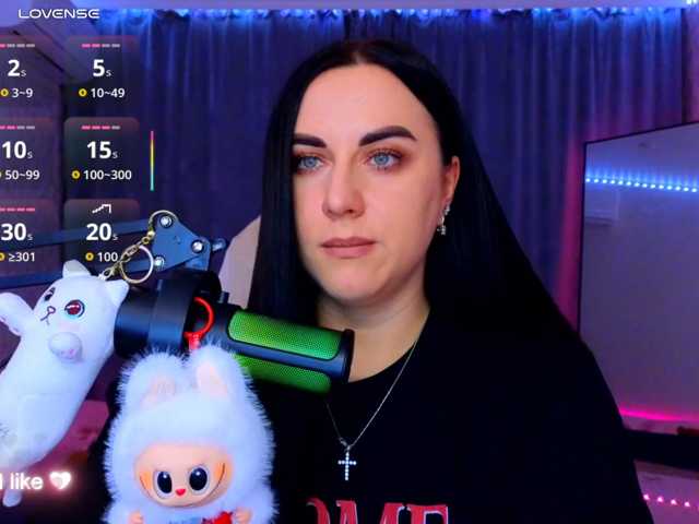 YURIEVNA13 live cam on BongaCams