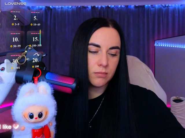 YURIEVNA13 live cam preview