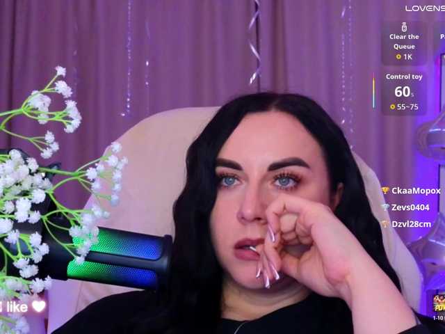 YURIEVNA13 live cam on BongaCams